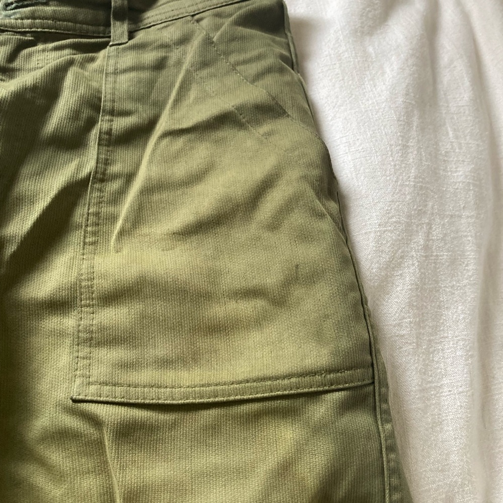Iron & Resin Olive Green Pants- size 31 - Picture 5 of 6